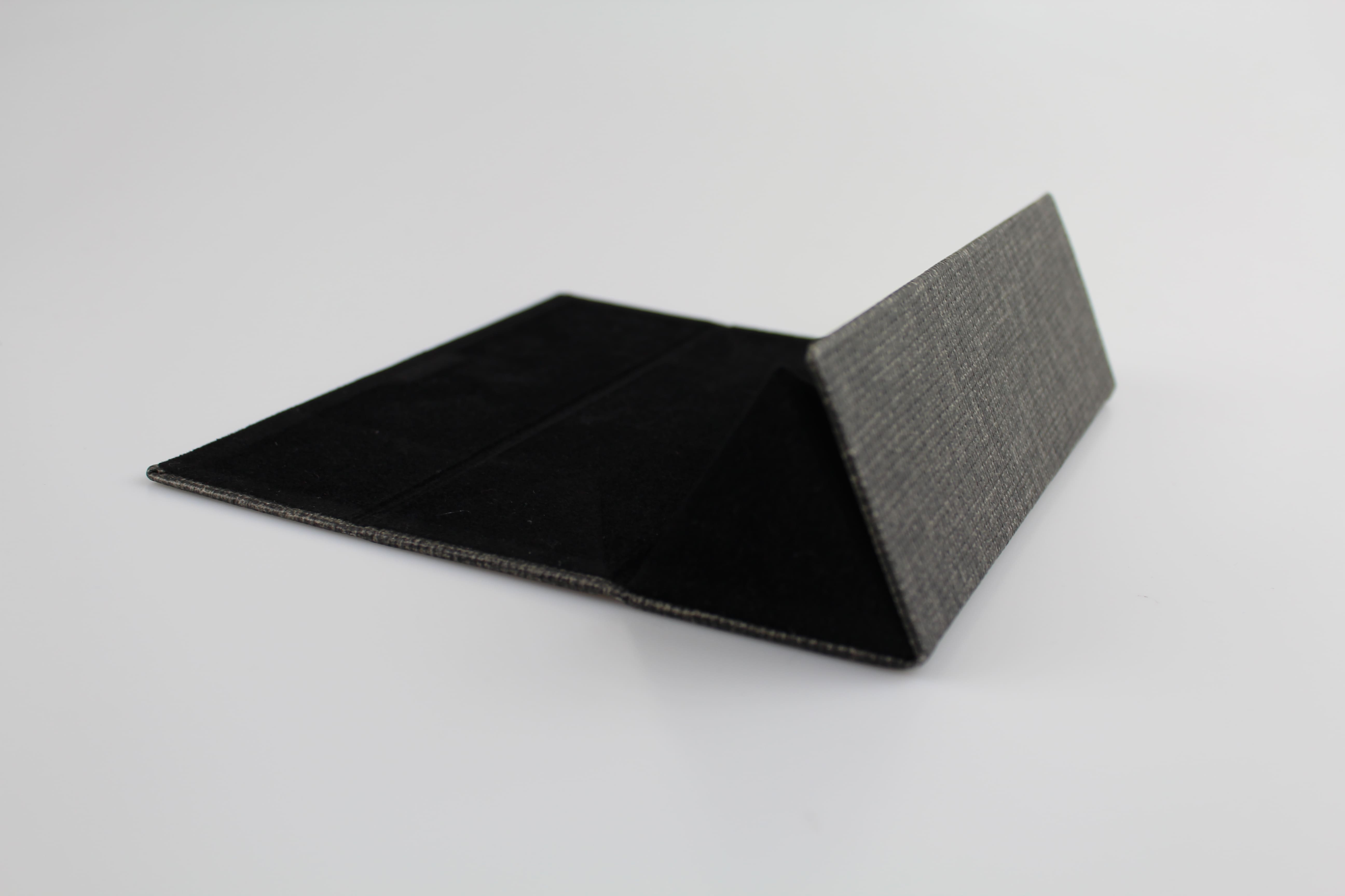 Étui à lunettes triangulaire pliable à rabat rectangulaire en cuir véritable ou similicuir gris - fermoir à aimant