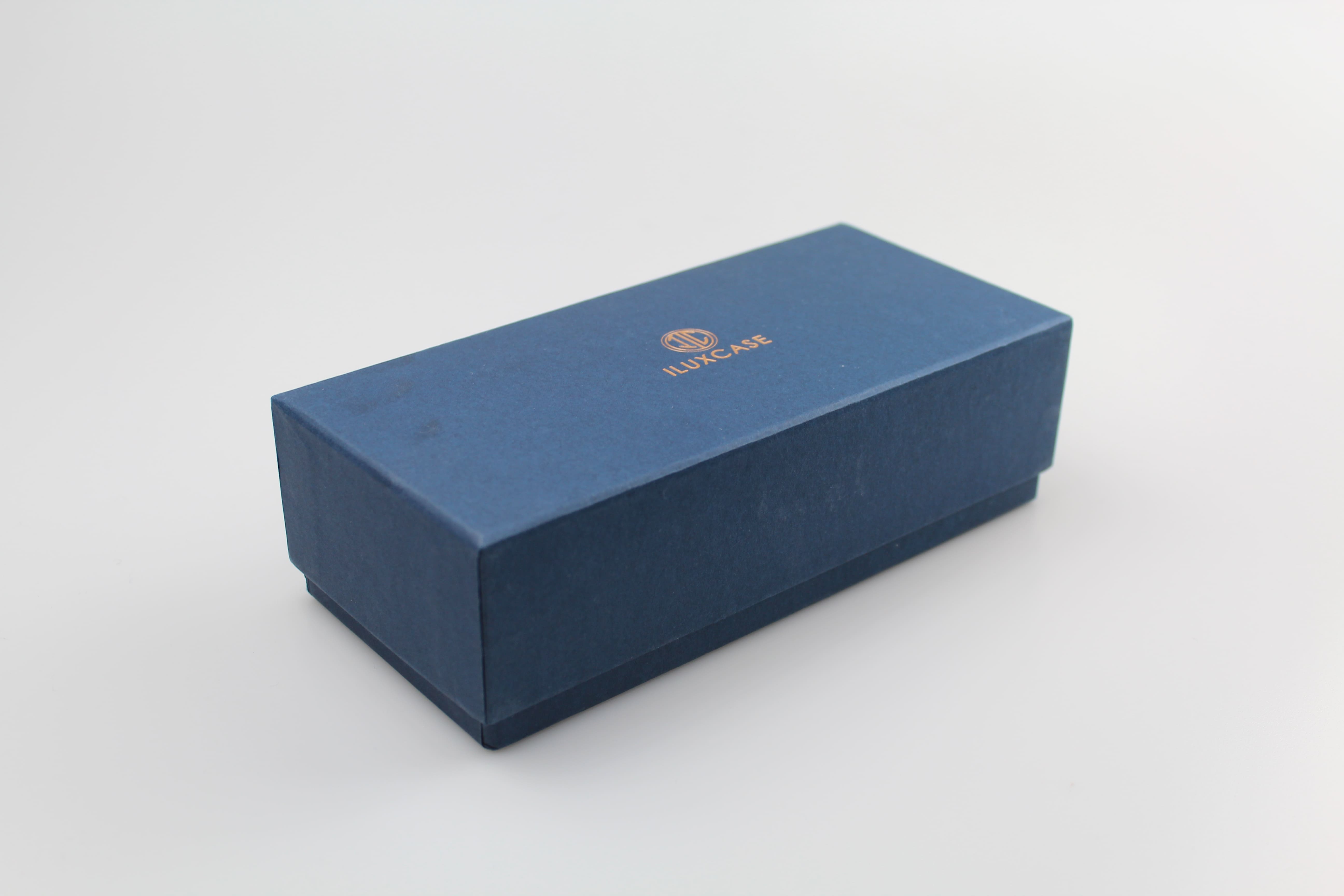 Boîte à lunettes carton plat fermeture cloche