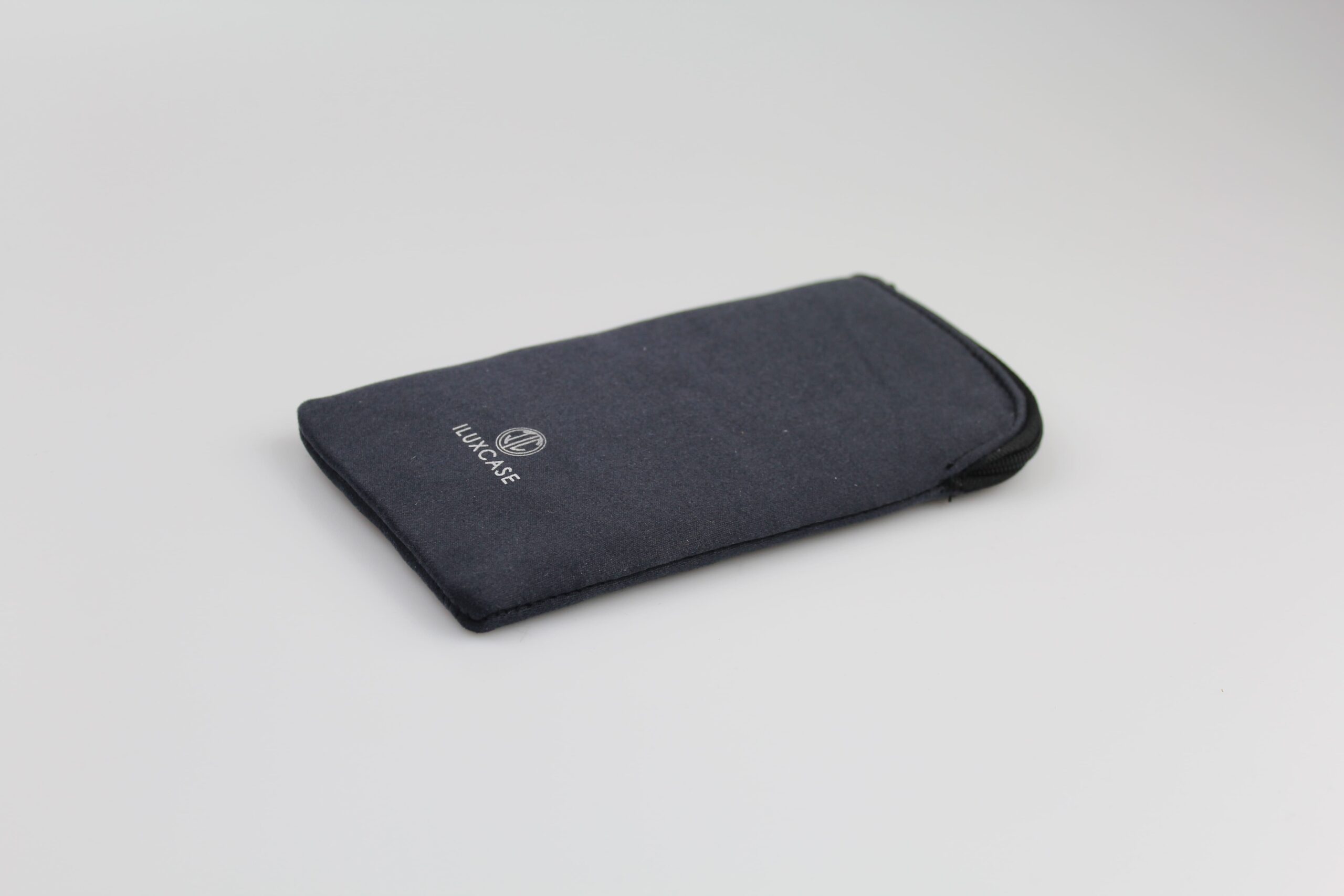 Etui à lunettes type trousse