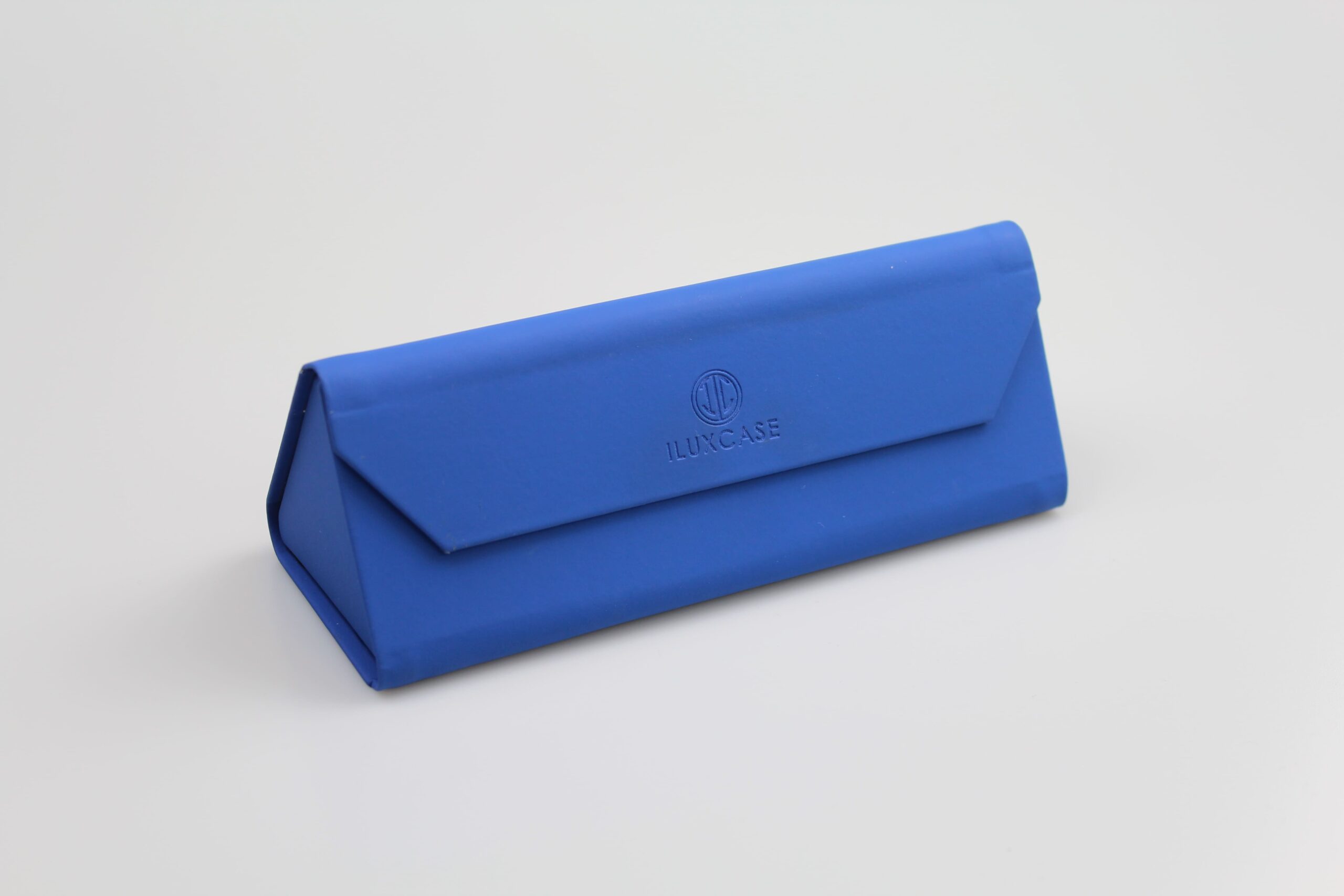 Étui à lunettes triangulaire pliable à rabat biseauté en cuir véritable ou similicuir bleu - fermoir à aimant