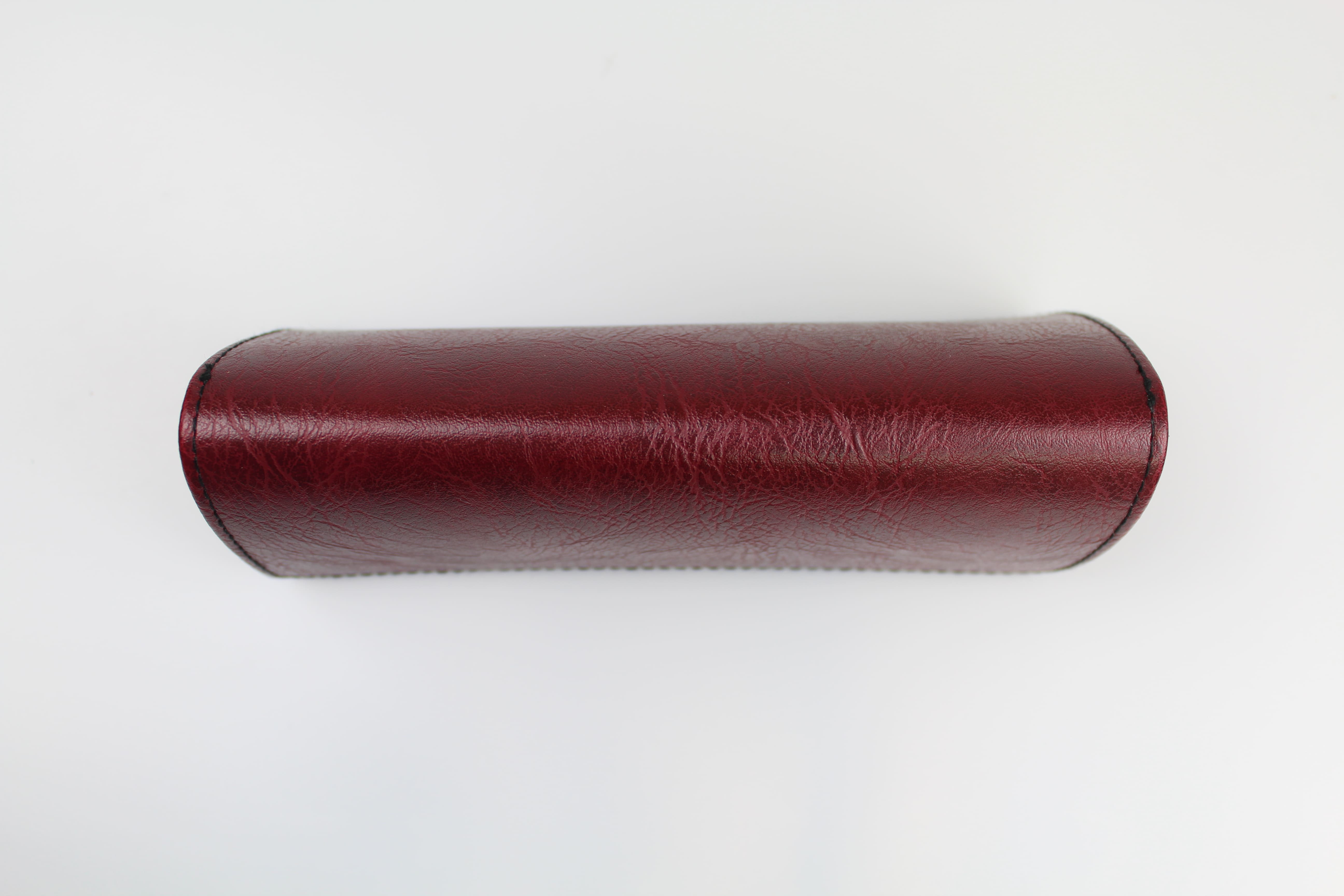 Etui souple en simili cuir bordeaux - Triangulaire à soufflet de type accordéon