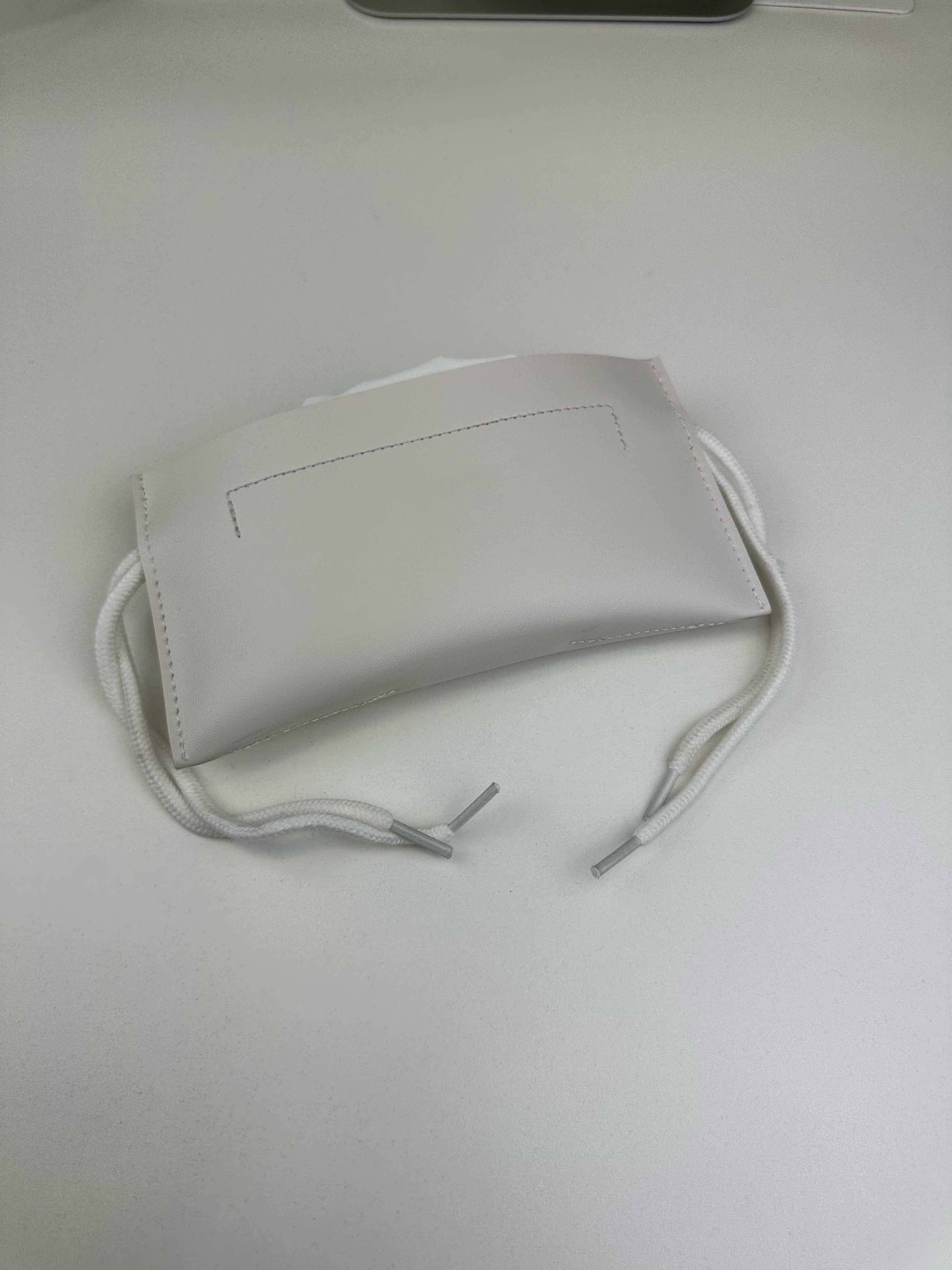 Étui à lunettes semi-rigide format pliable avec rabat arrondi