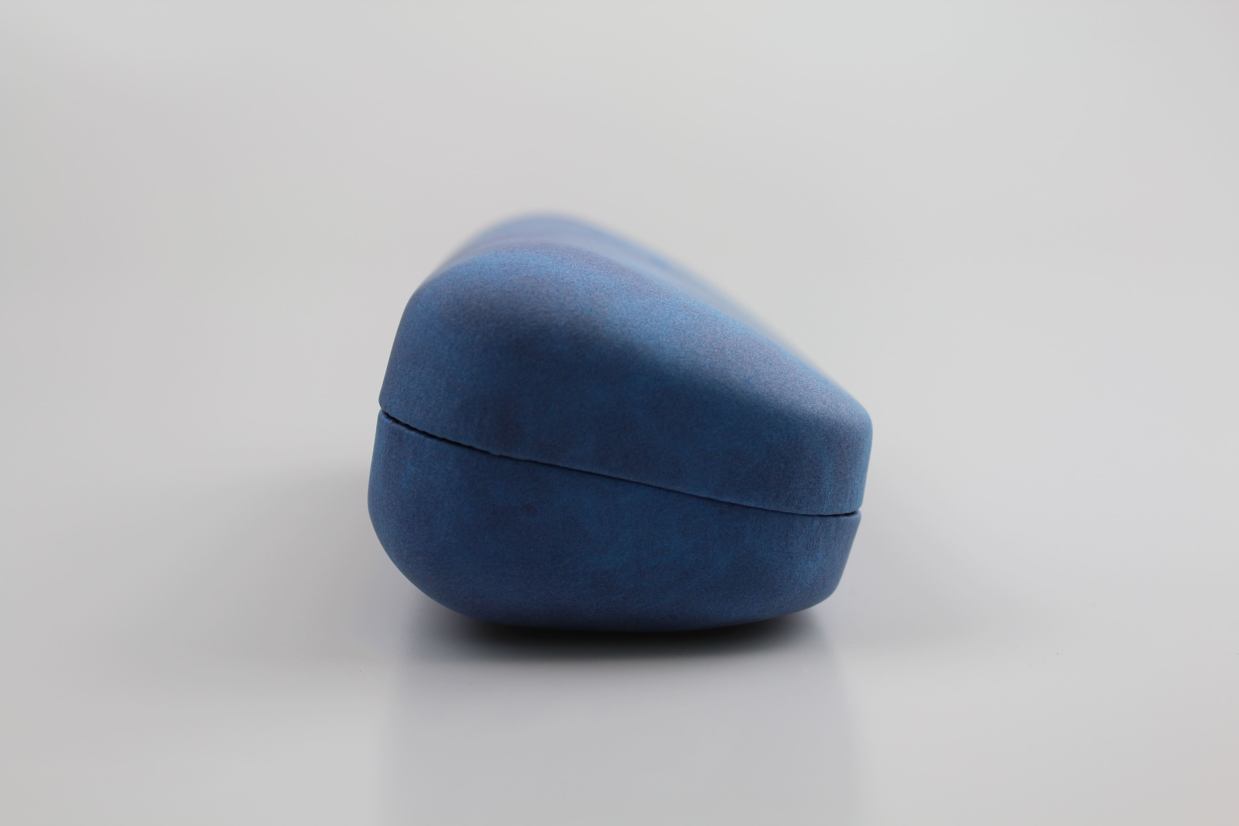 Étui à lunettes rigide en métal de forme profonde et rectangulaire - fermoir à charnière – Image 3