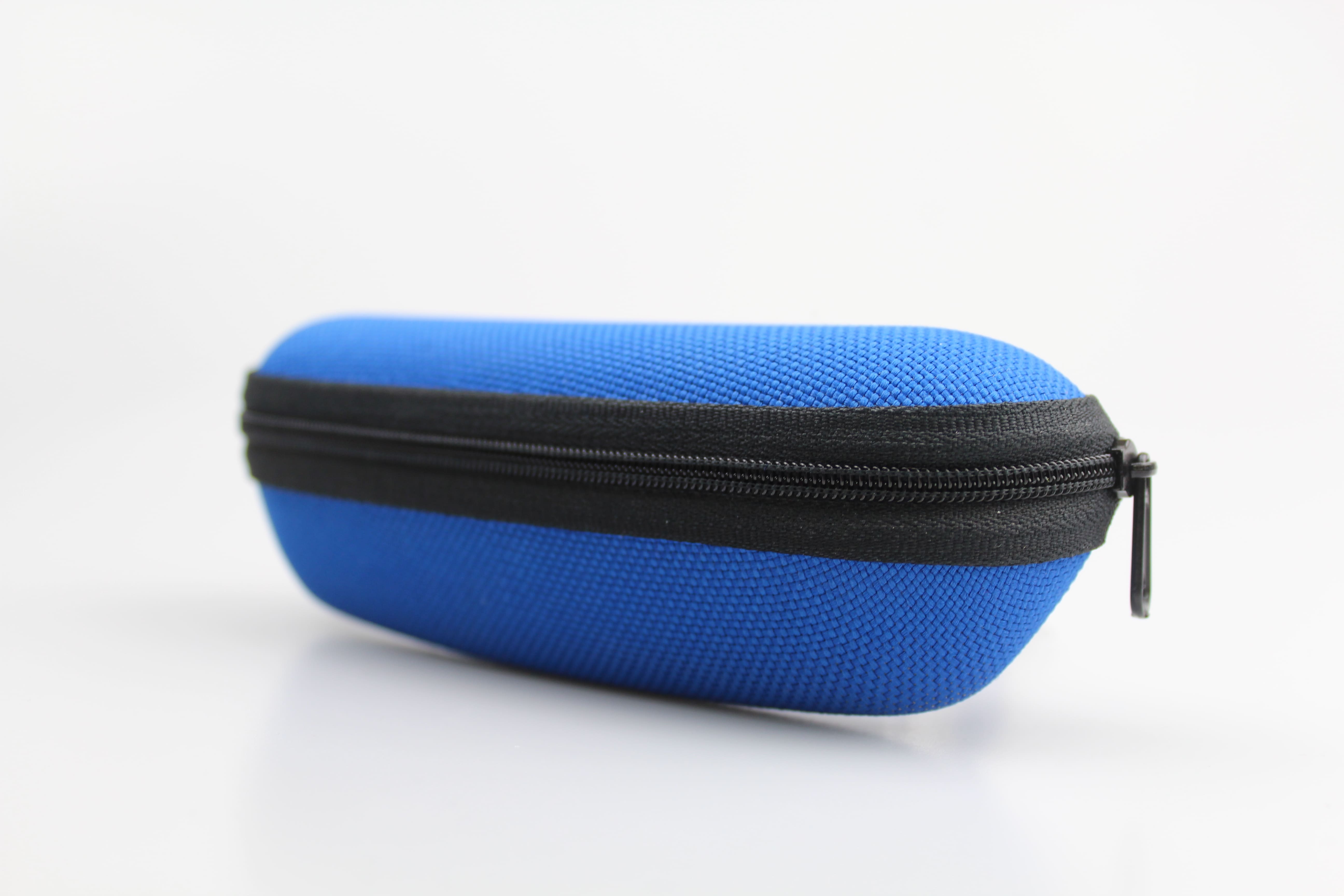 Étui à lunettes en EVA semi-rigide en polyester bleu de forme arrondie – Image 3