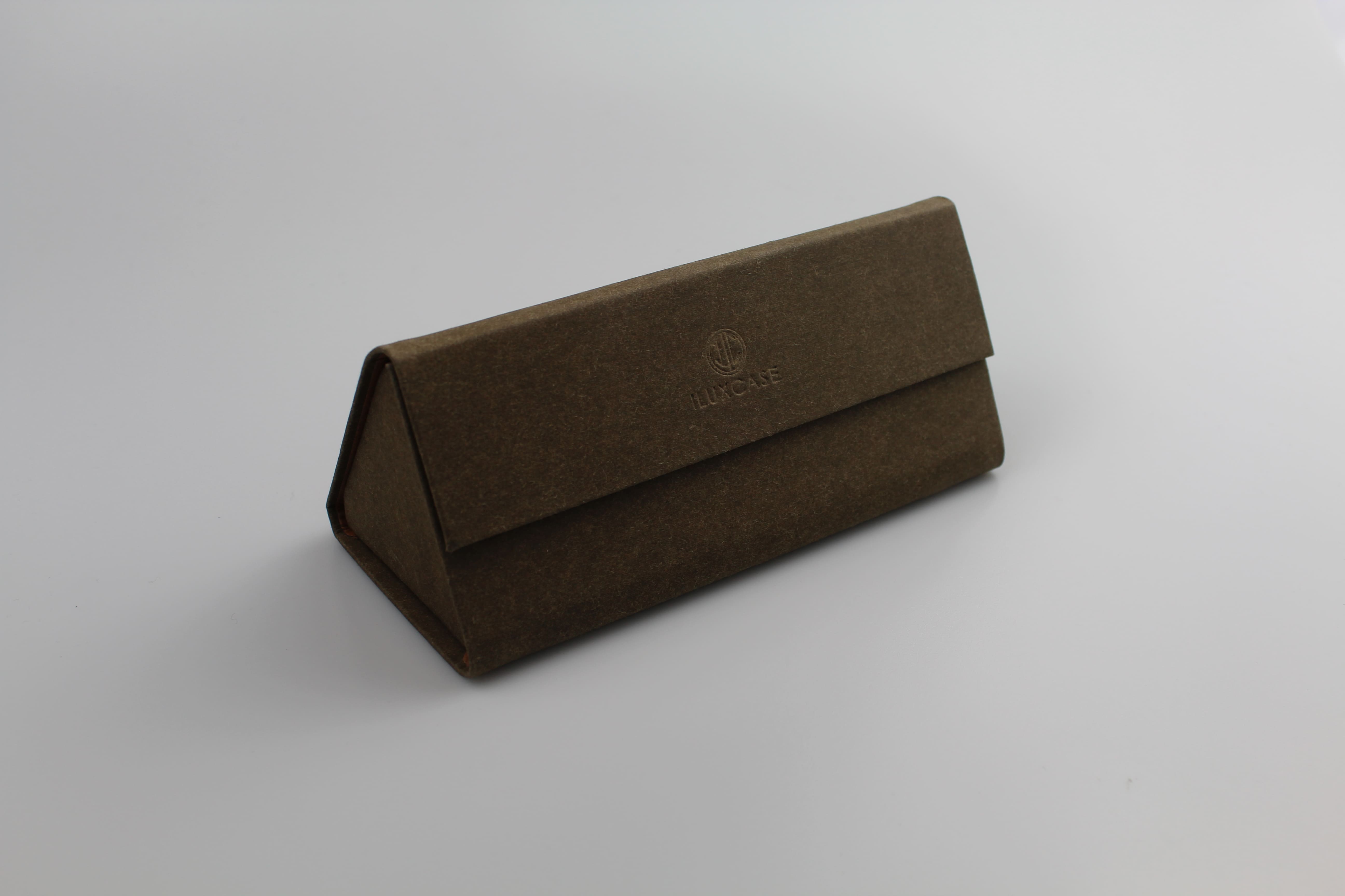 Étui à lunettes triangulaire pliable à rabat rectangulaire en papier marron - fermoir à aimant