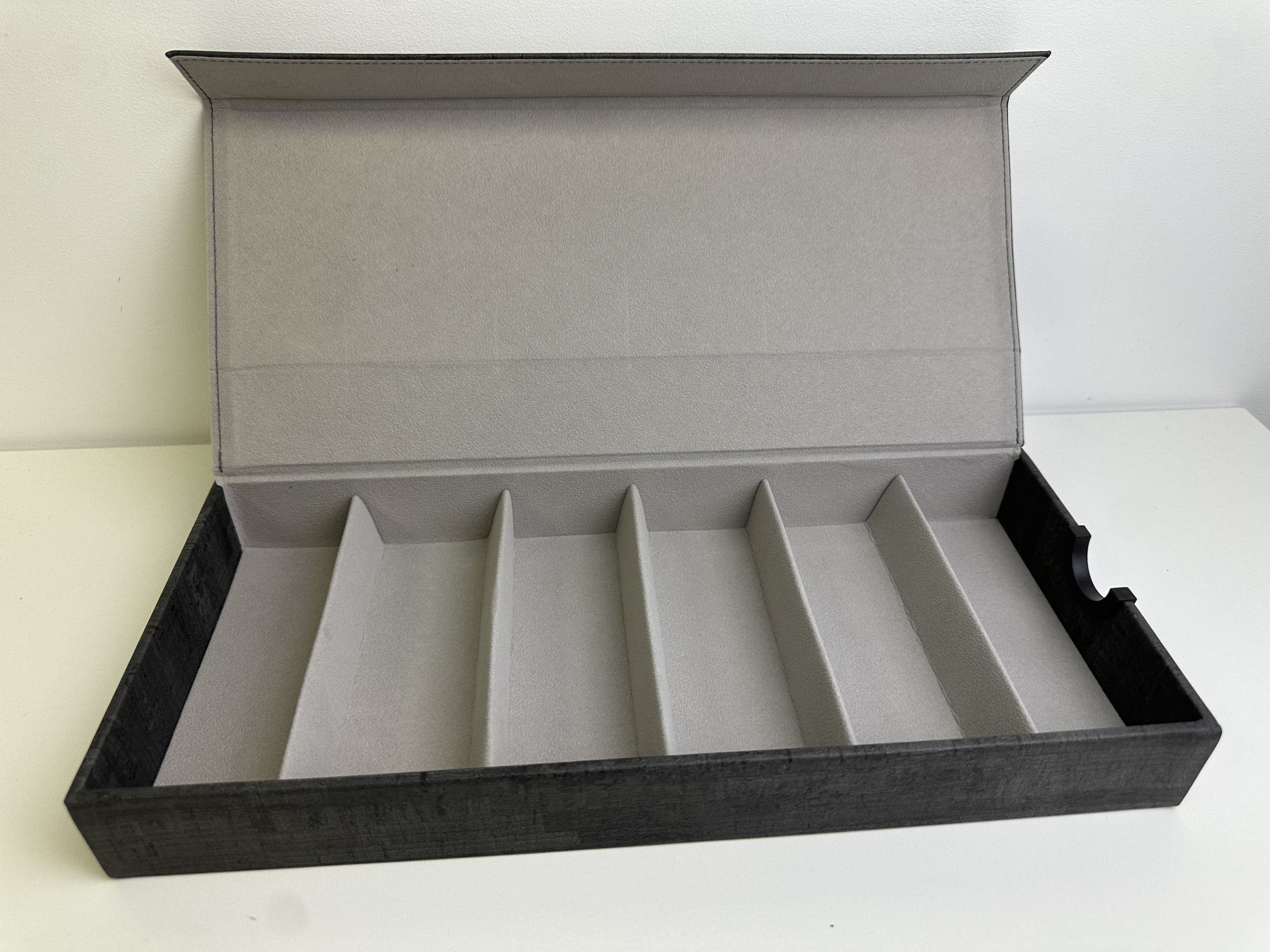 Boite de rangement à compartiments pour 6 paires de lunettes